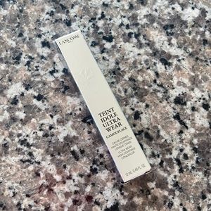 Lancôme Teint Idole Ultra Wear Camoflage Concealer 01